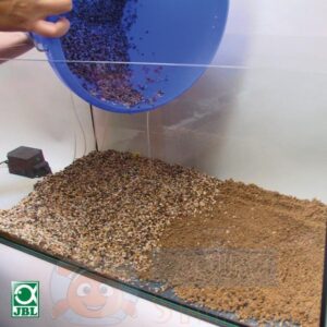 Поживна підкладка в акваріумі JBL AquaBasis plus
